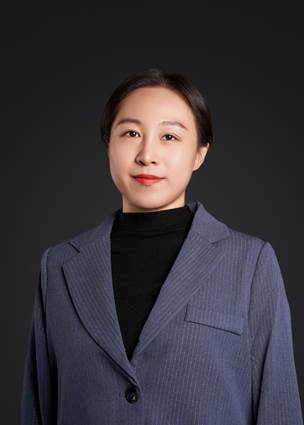 黄露瑶